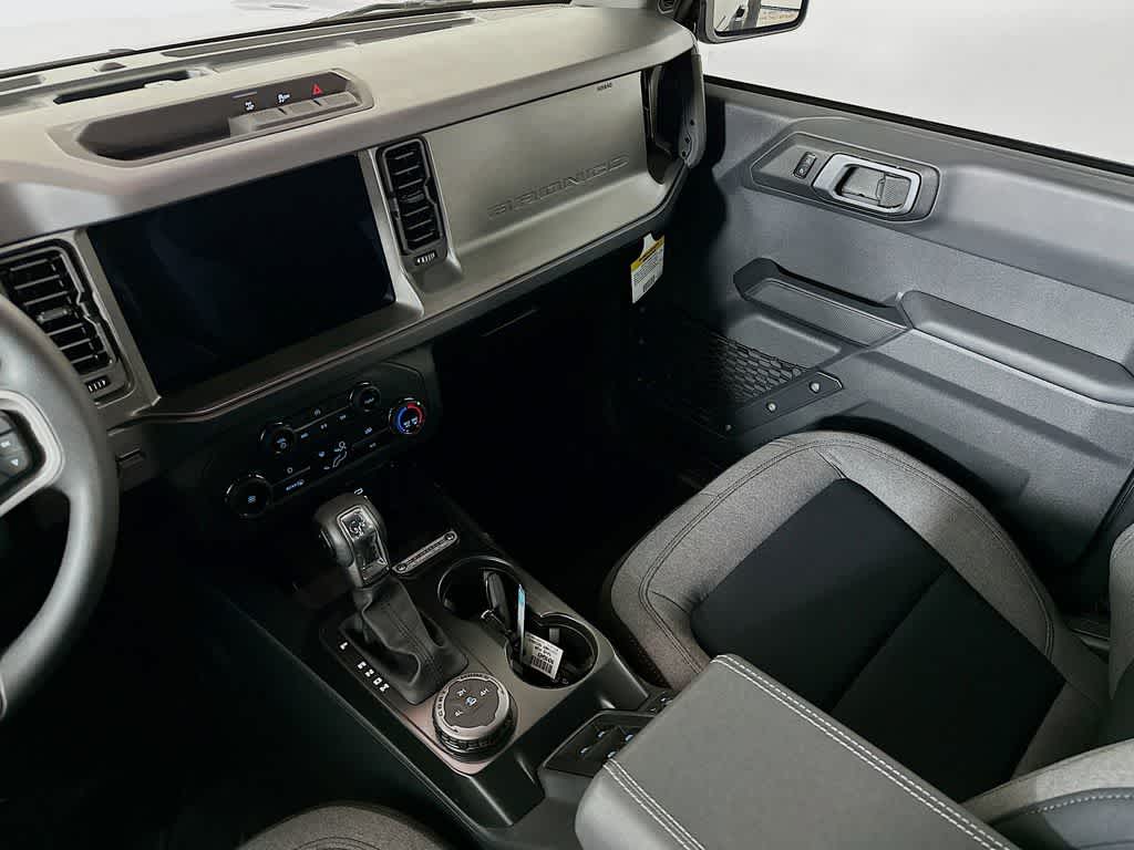 Thumbnail: 2025 Ford Bronco - 10