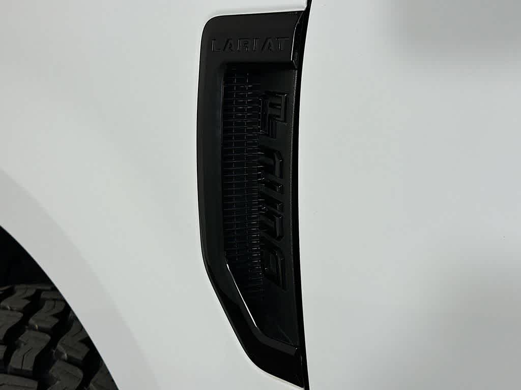 Thumbnail: 2022 Ford Econoline - 6