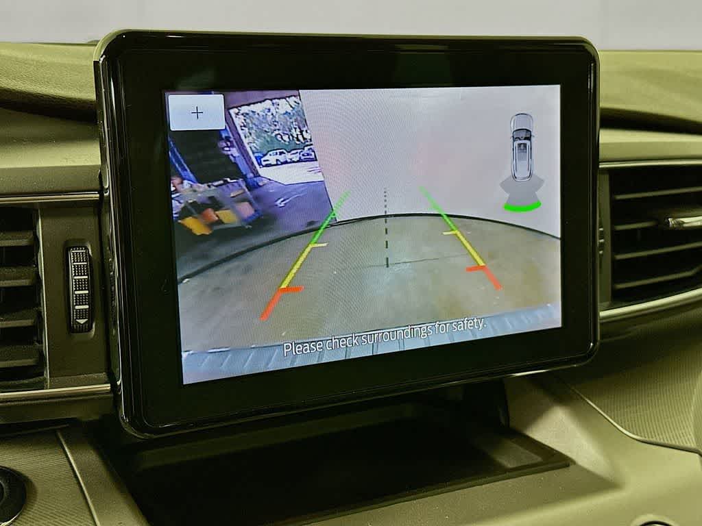 Thumbnail: 2022 Ford Explorer - 29