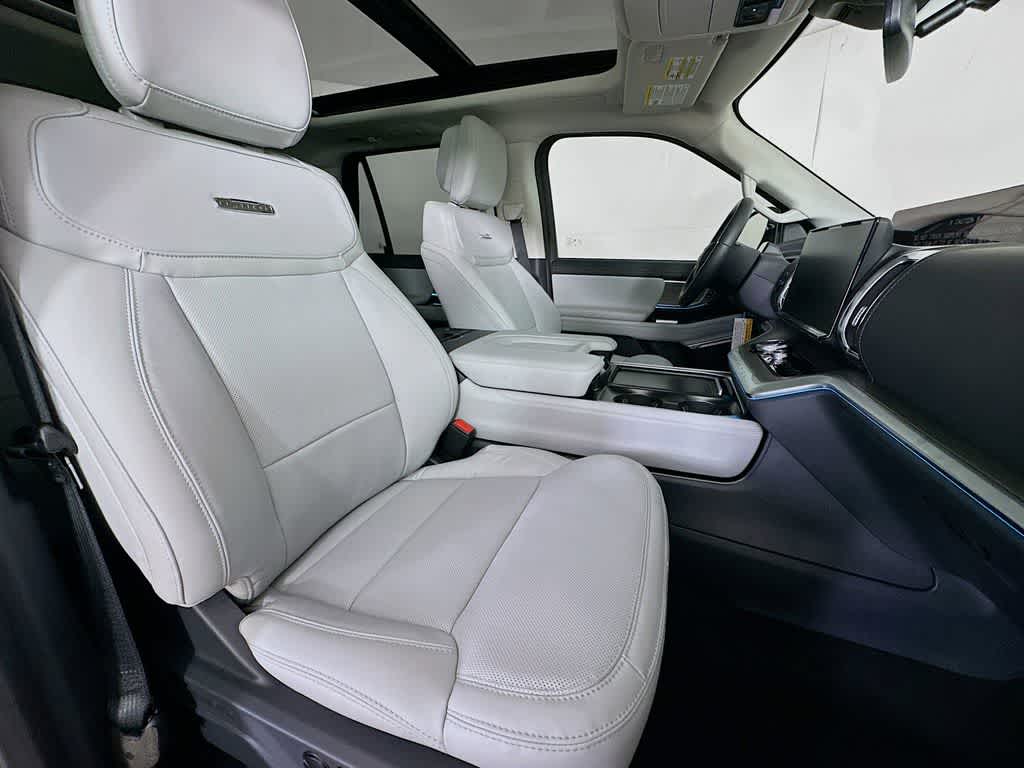 Thumbnail: 2026 Ford Expedition MAX - 15