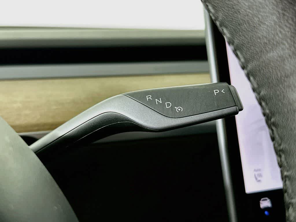 Thumbnail: 2022 Tesla Model Y - 17