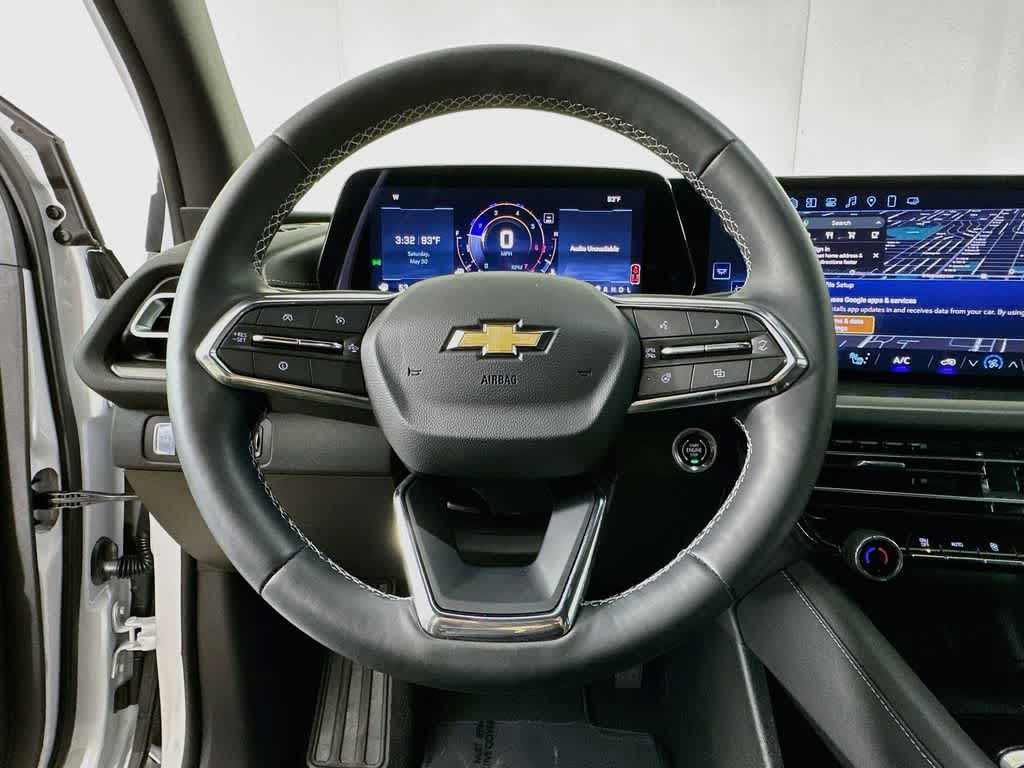 Thumbnail: 2025 Chevrolet Traverse - 16