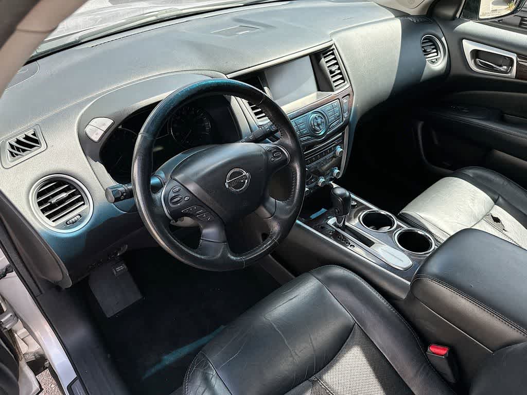 Thumbnail: 2014 Nissan Pathfinder - 2