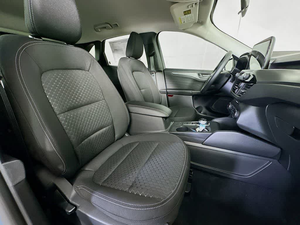 Thumbnail: 2026 Ford Escape - 15