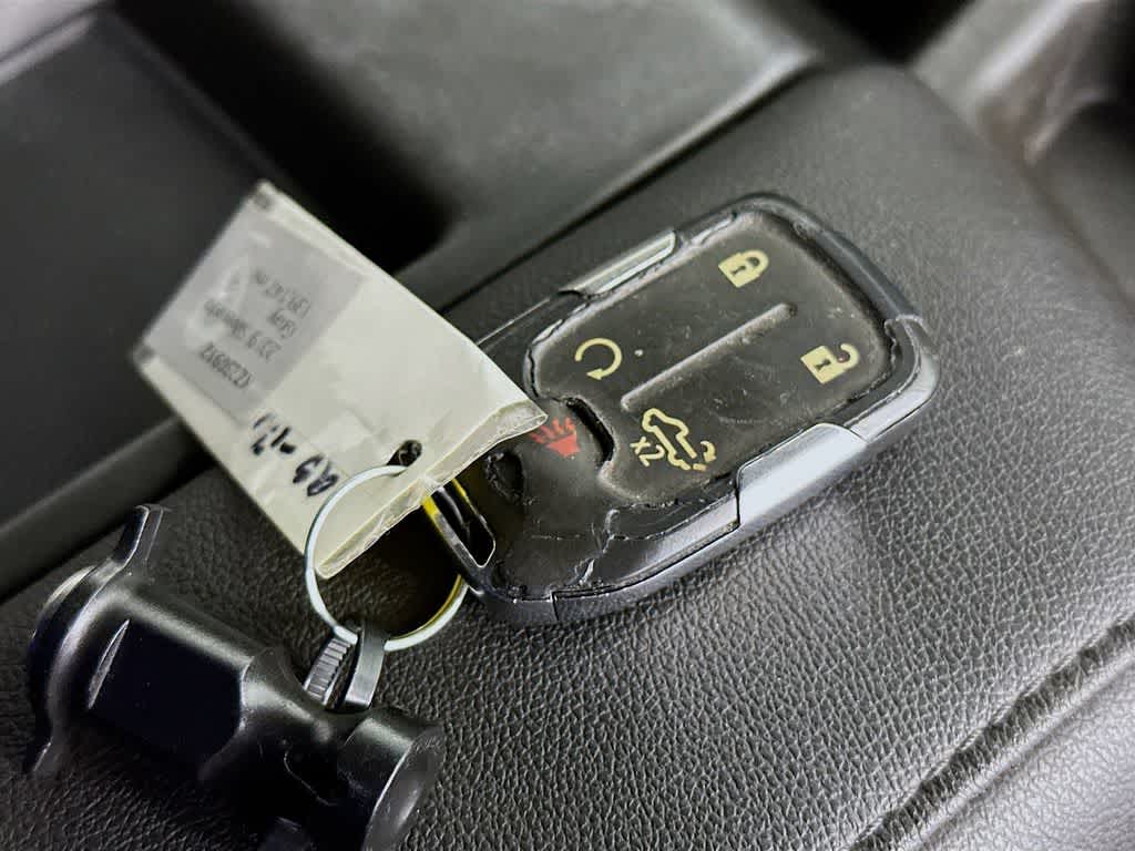 Thumbnail: 2019 Chevrolet Silverado 1500 - 21