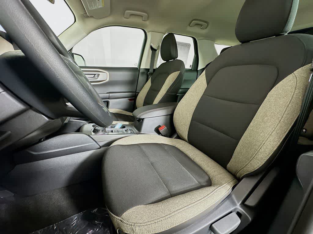 Thumbnail: 2025 Ford Bronco Sport - 13