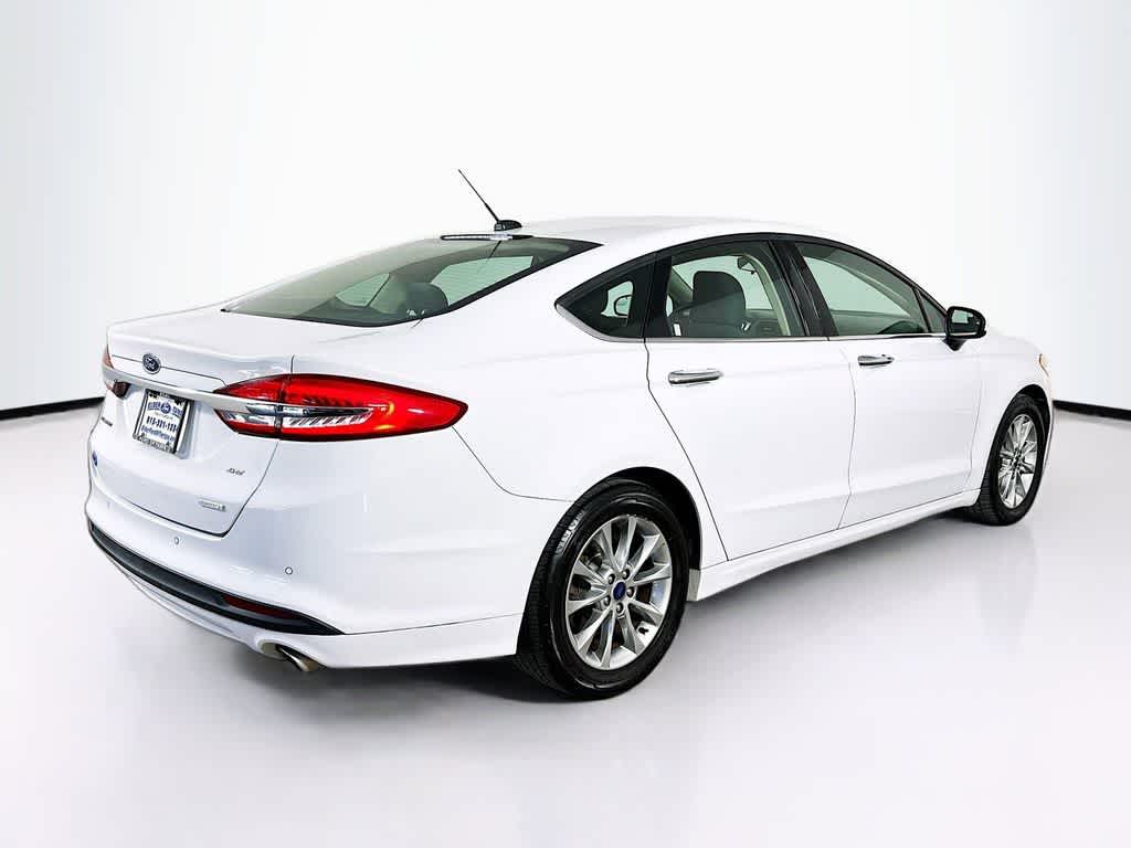 Thumbnail: 2017 Ford Fusion - 24