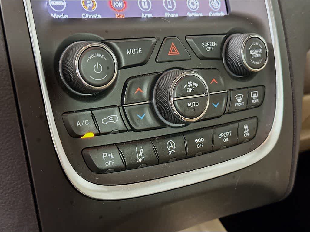 Thumbnail: 2019 Dodge Durango - 18