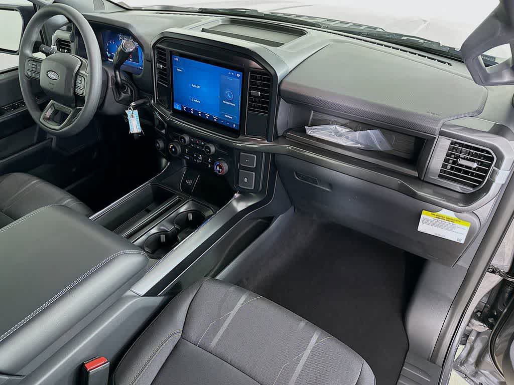 Thumbnail: 2025 Ford F-150 - 32