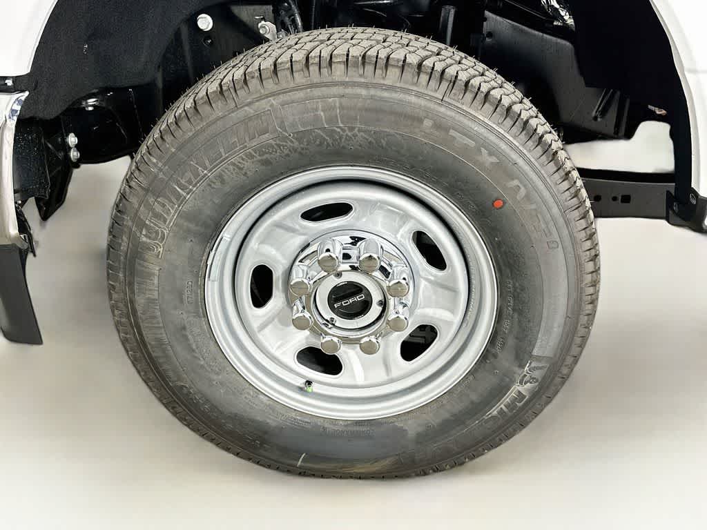 Thumbnail: 2026 Ford F-250 - 8