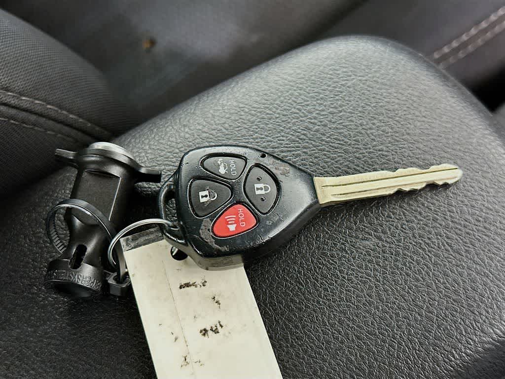 Thumbnail: 2013 Toyota Corolla - 20