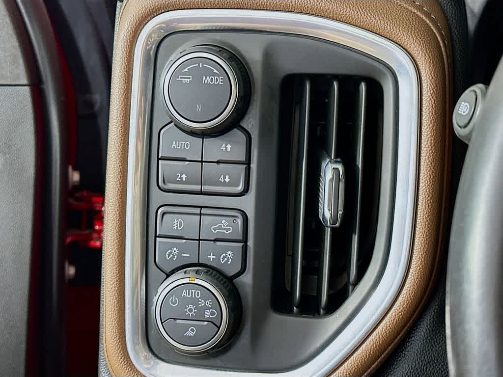 Thumbnail: 2021 Chevrolet Silverado 1500 - 27