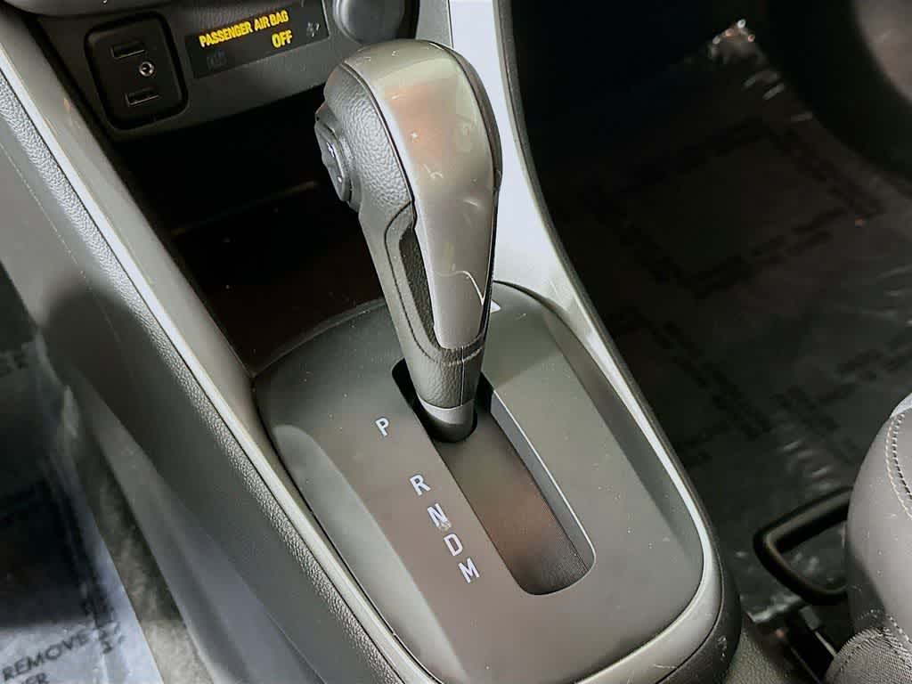 Thumbnail: 2021 Chevrolet Trax - 18