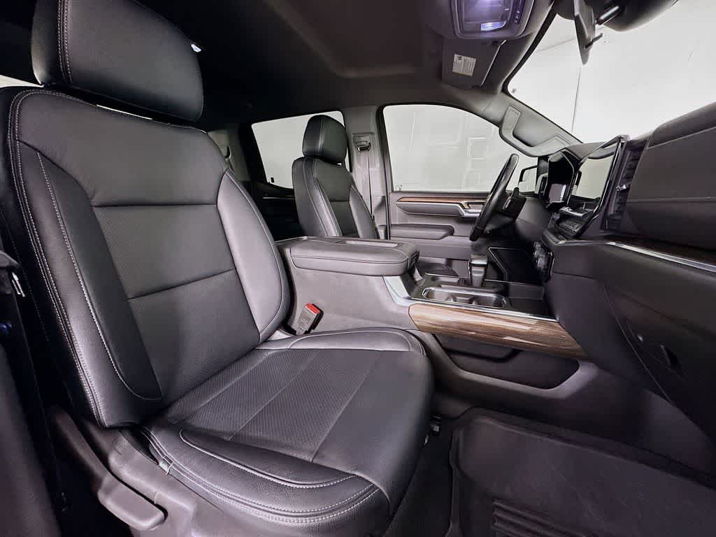 Thumbnail: 2022 Chevrolet Silverado 1500 - 15