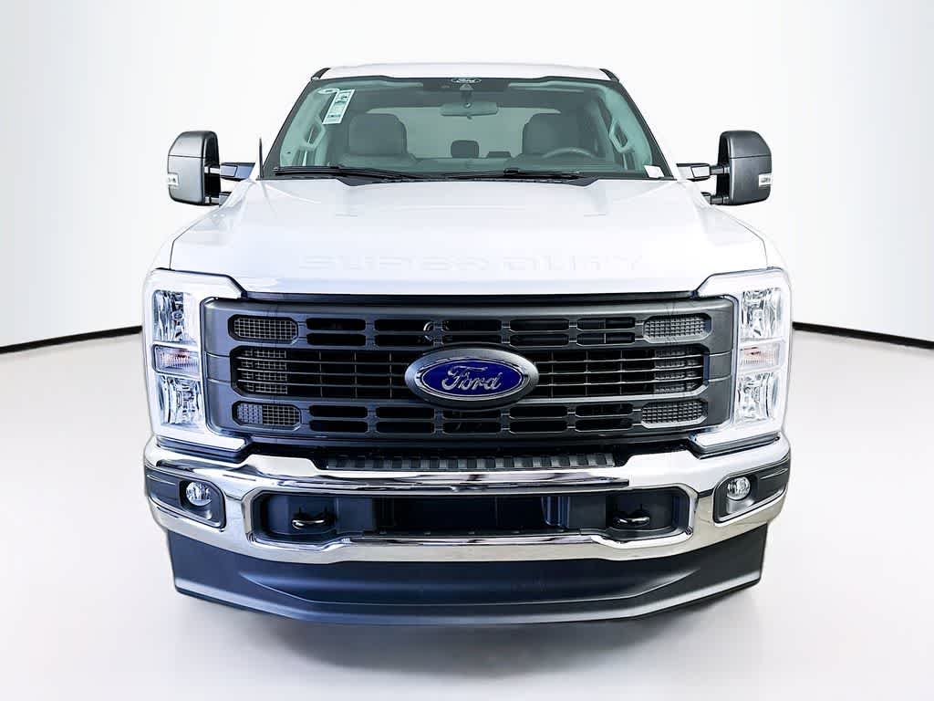 2025 Ford F-250  6