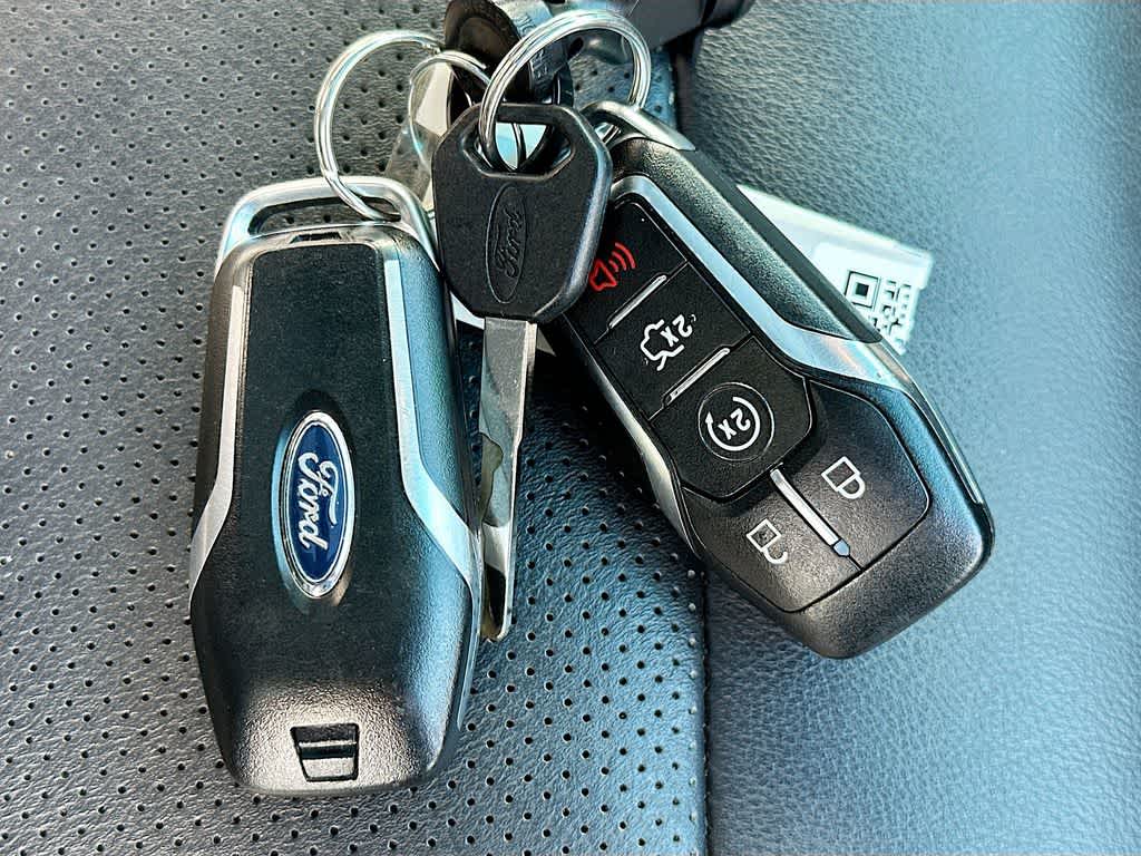2016 Ford Explorer Sport 22