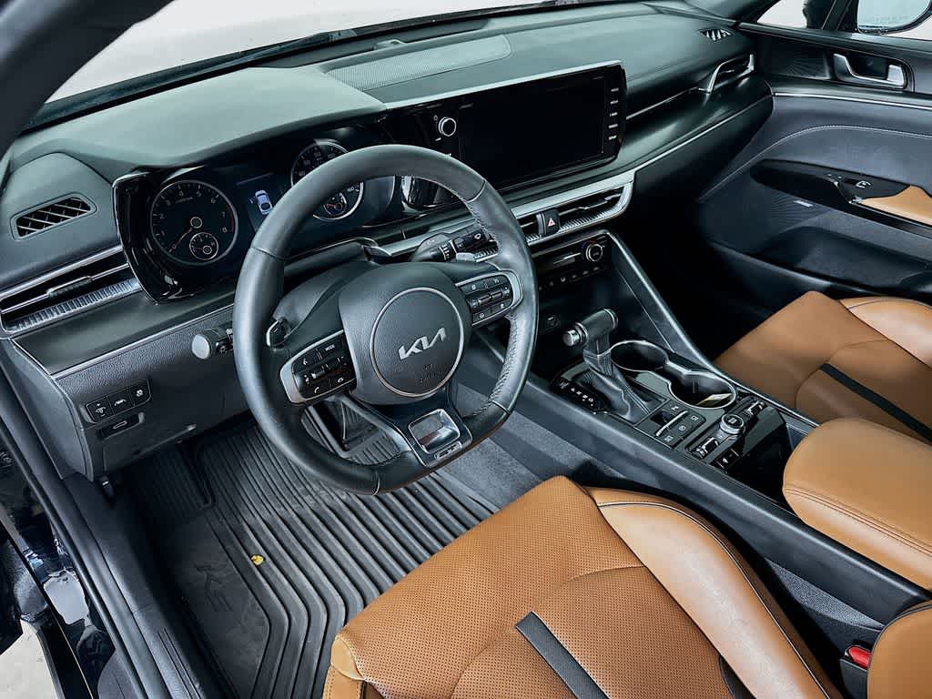 Thumbnail: 2023 Kia K5 - 2