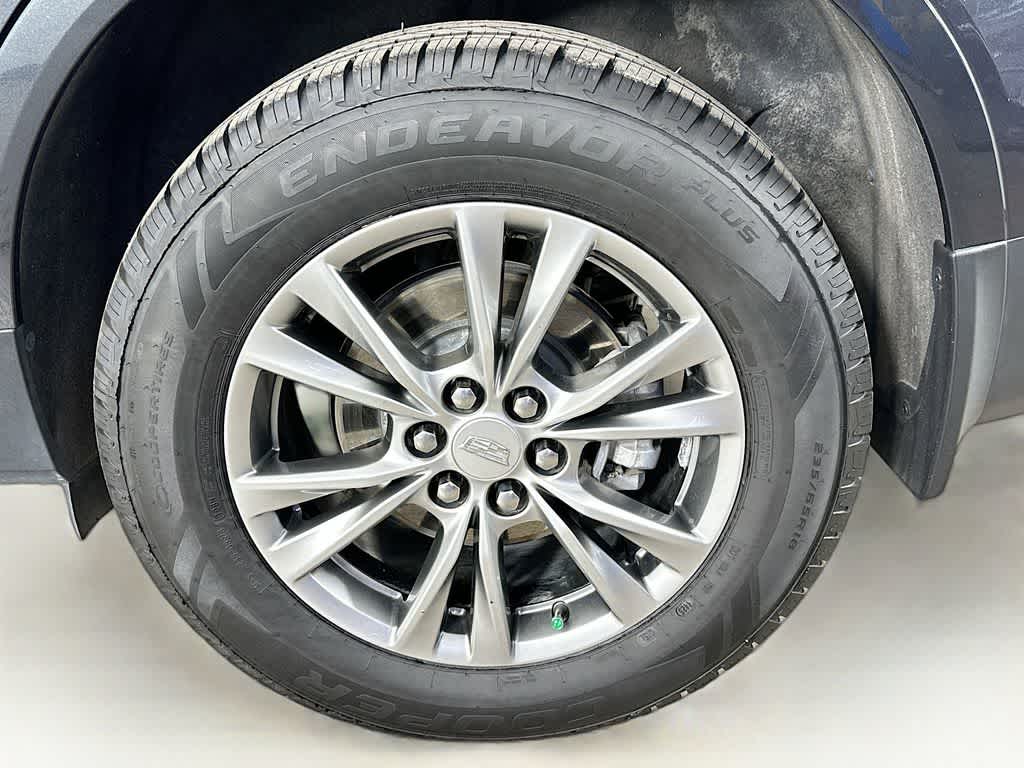 Thumbnail: 2023 Cadillac XT5 - 8