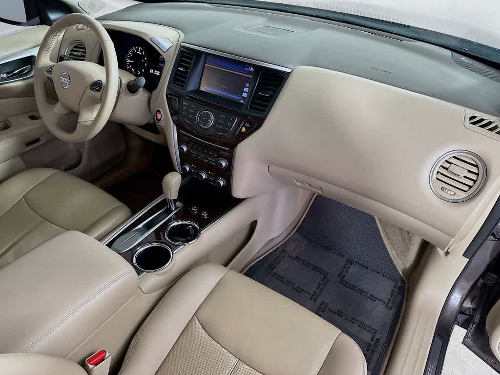 Thumbnail: 2015 Nissan Pathfinder - 34