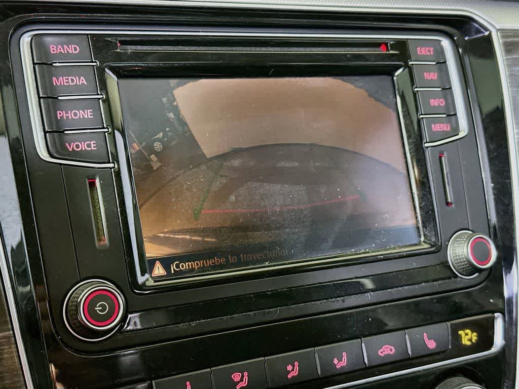 Thumbnail: 2016 Volkswagen Passat - 27