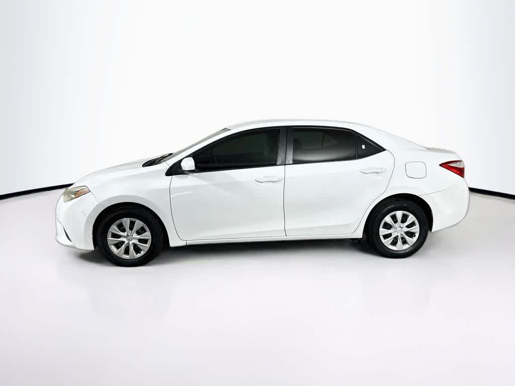 Thumbnail: 2016 Toyota Corolla - 3