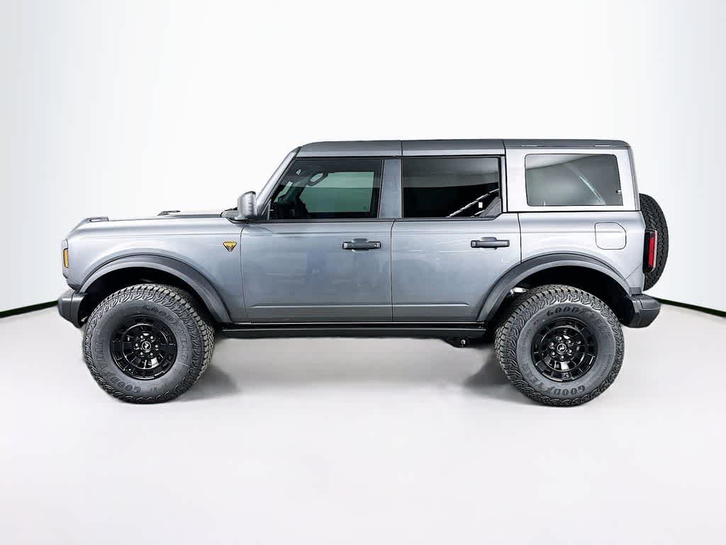 Thumbnail: 2026 Ford Bronco - 3