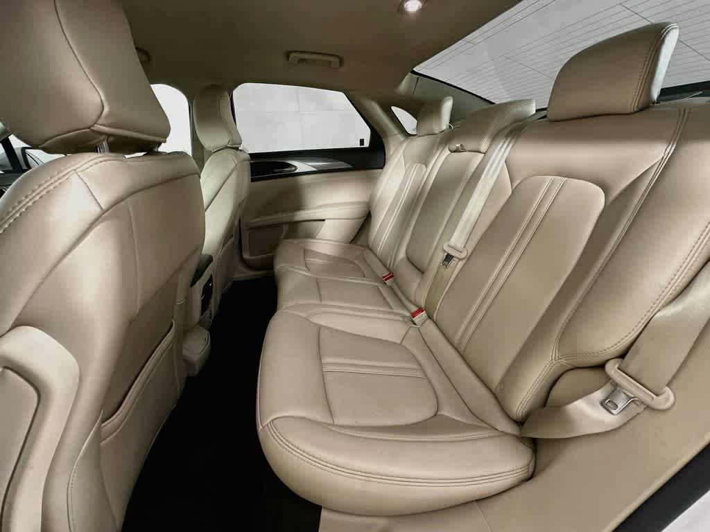 Thumbnail: 2020 Lincoln MKZ - 14