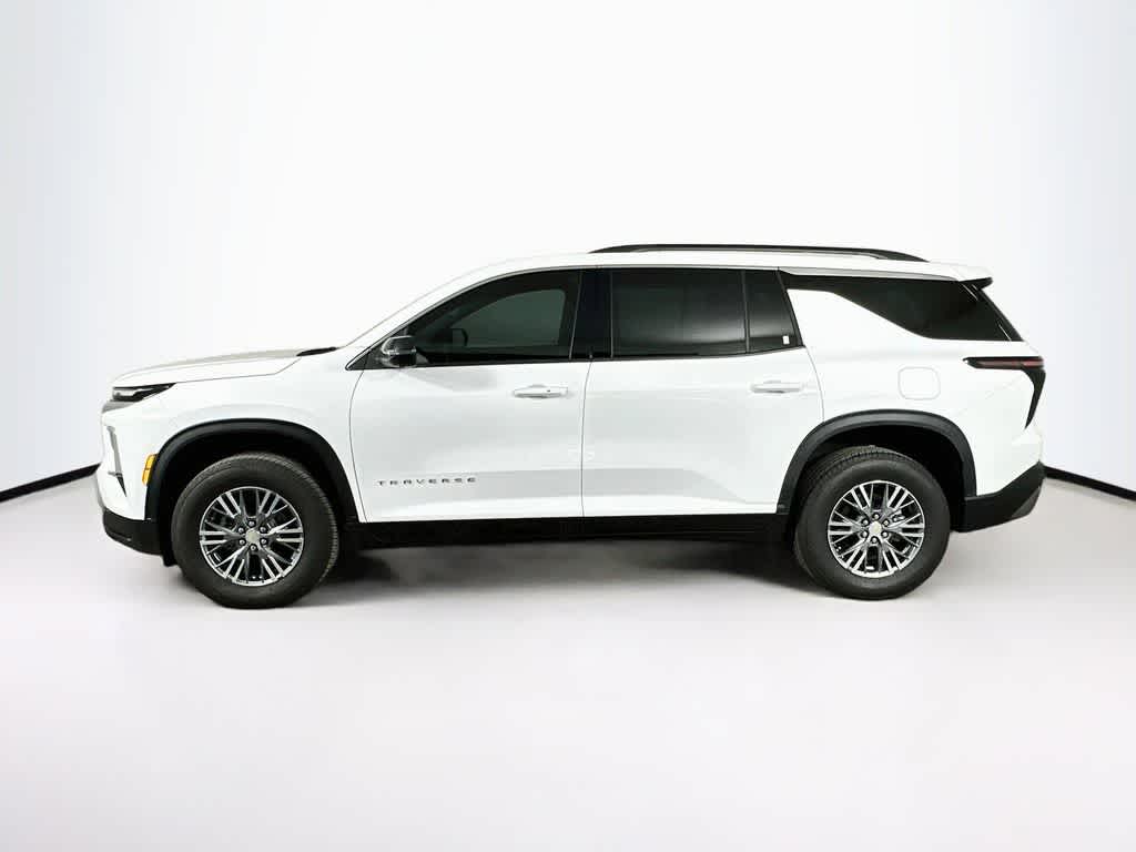 Thumbnail: 2025 Chevrolet Traverse - 3