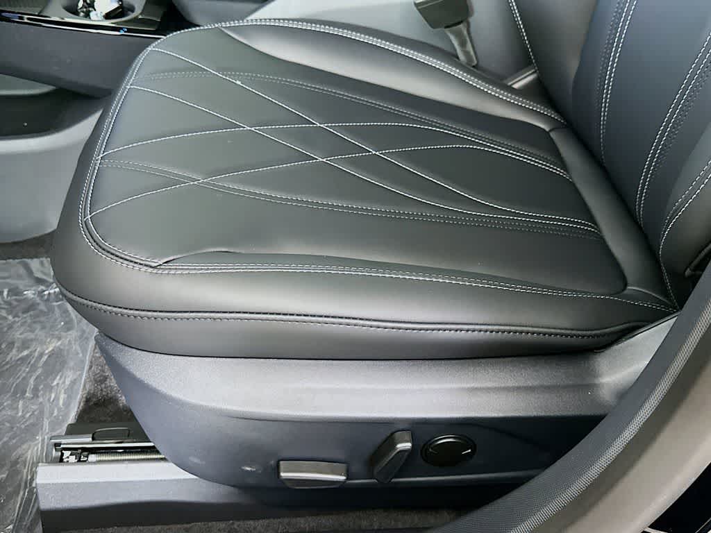 Thumbnail: 2025 Ford Mustang Mach-E - 29