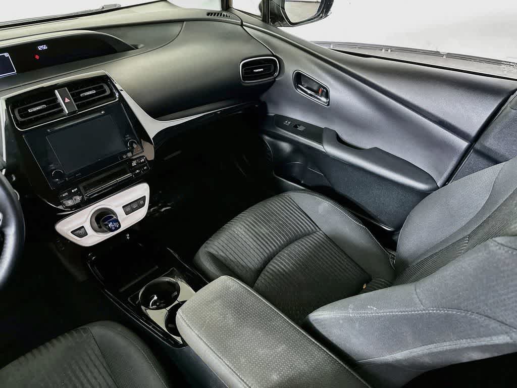 Thumbnail: 2019 Toyota Prius Prime - 11