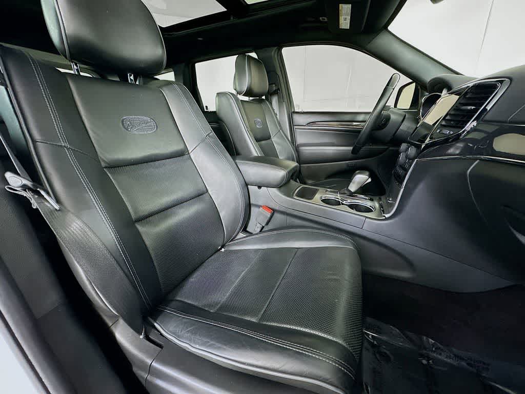 Thumbnail: 2019 Jeep Grand Cherokee - 14