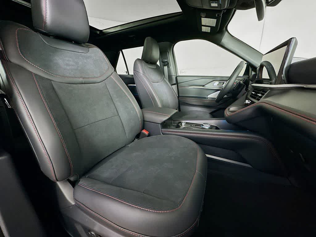 Thumbnail: 2026 Ford Explorer - 14