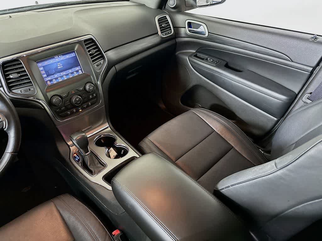 Thumbnail: 2020 Jeep Grand Cherokee - 11