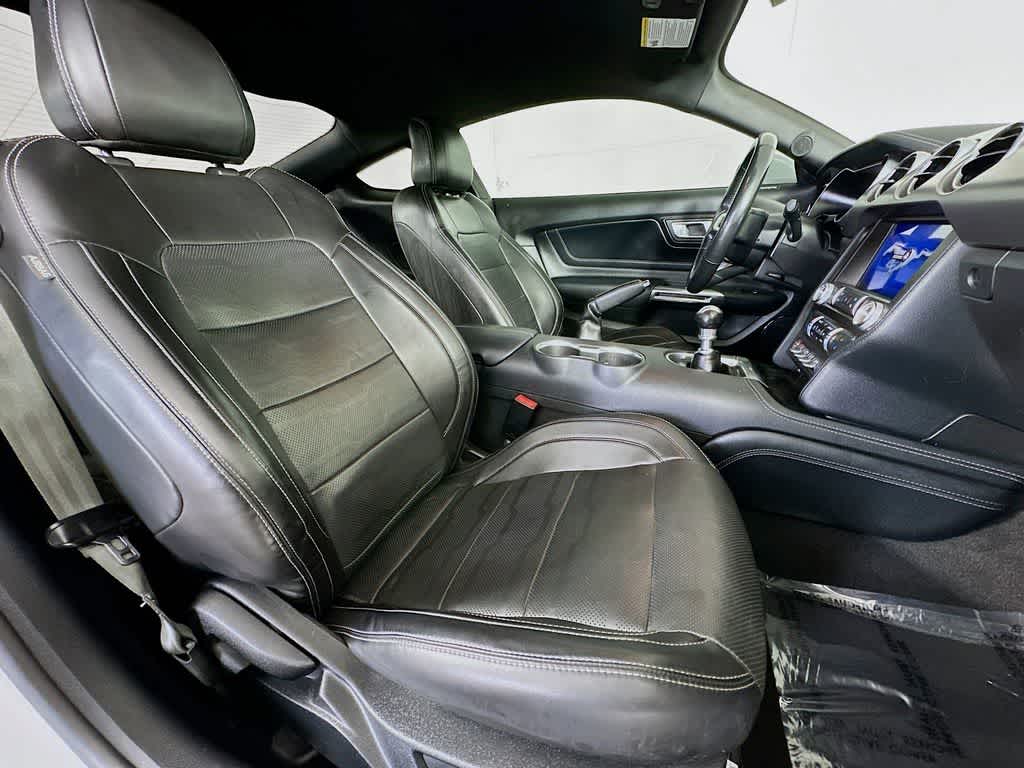 Thumbnail: 2020 Ford Mustang - 12