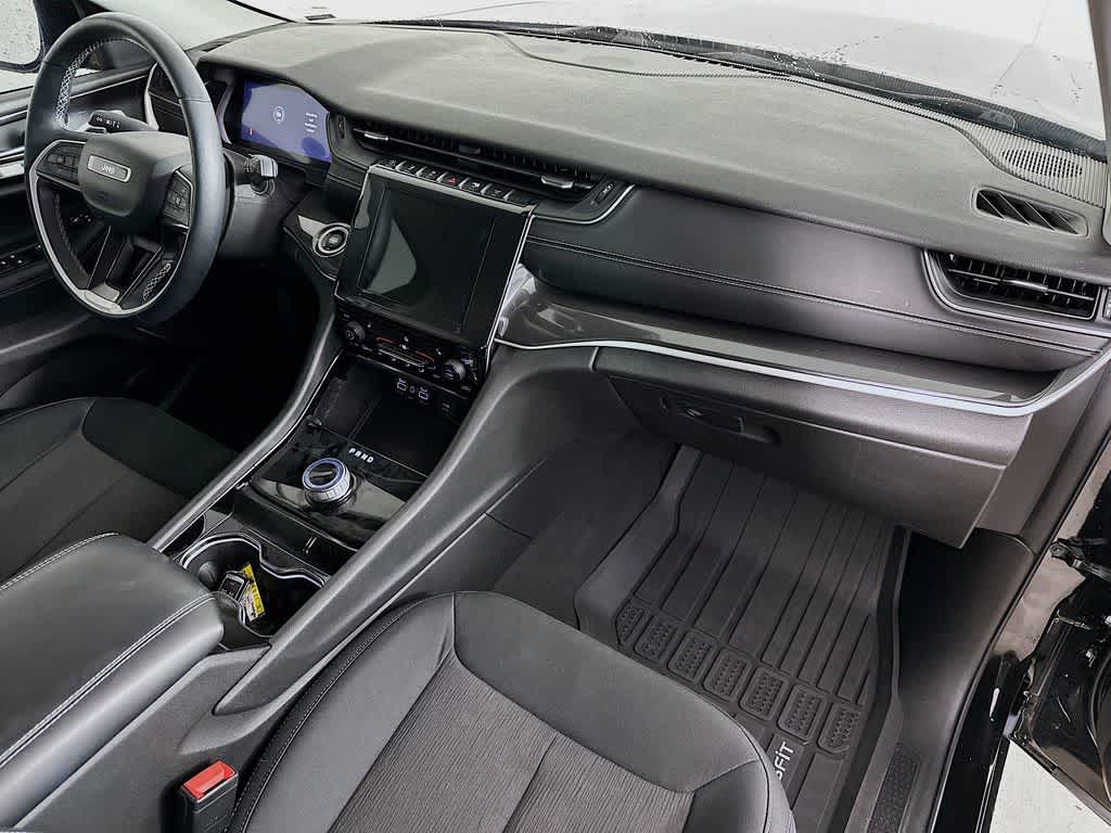 Thumbnail: 2022 Jeep Grand Cherokee L - 32