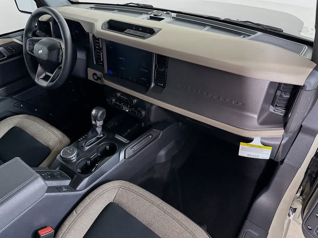 Thumbnail: 2025 Ford Bronco - 32