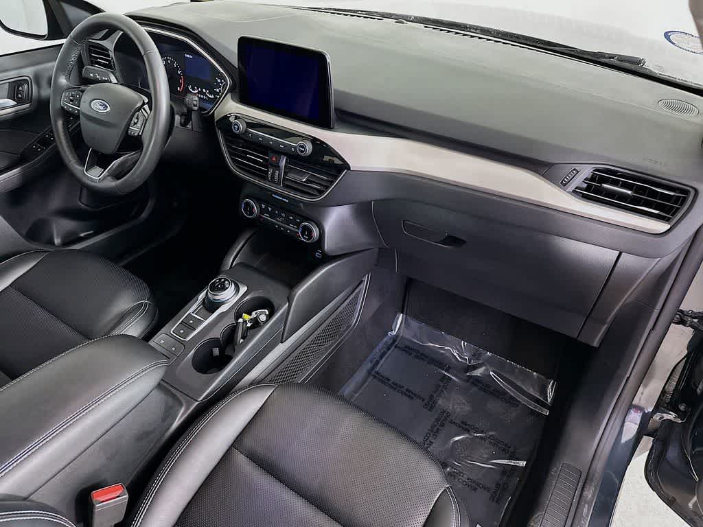 Thumbnail: 2022 Ford Escape - 31