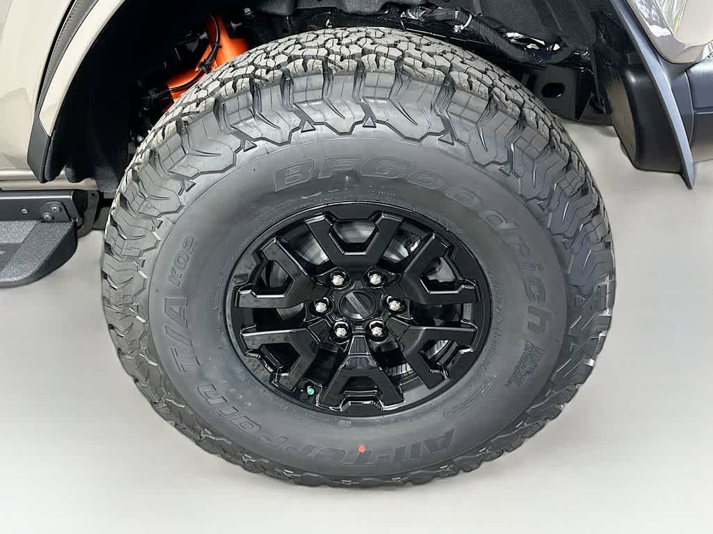 Thumbnail: 2025 Ford Bronco - 8