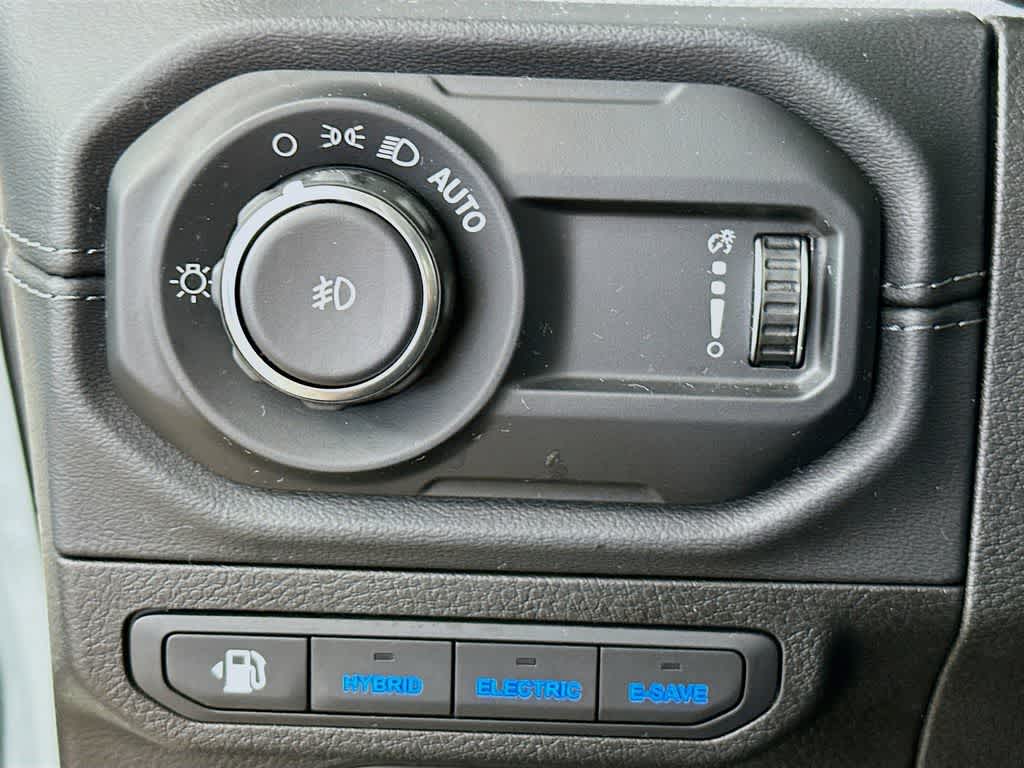 Thumbnail: 2024 Jeep Wrangler - 27