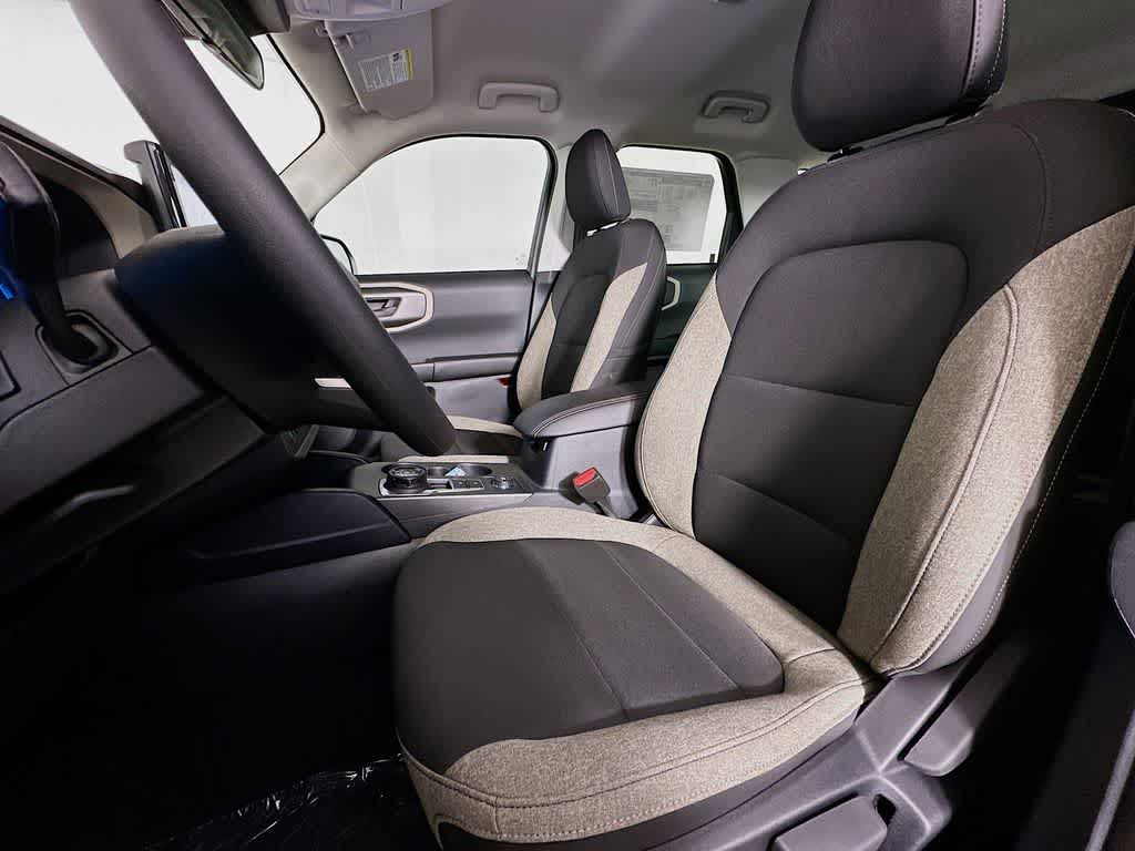 Thumbnail: 2025 Ford Bronco Sport - 12