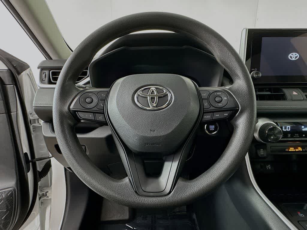 Thumbnail: 2025 Toyota RAV4 - 16