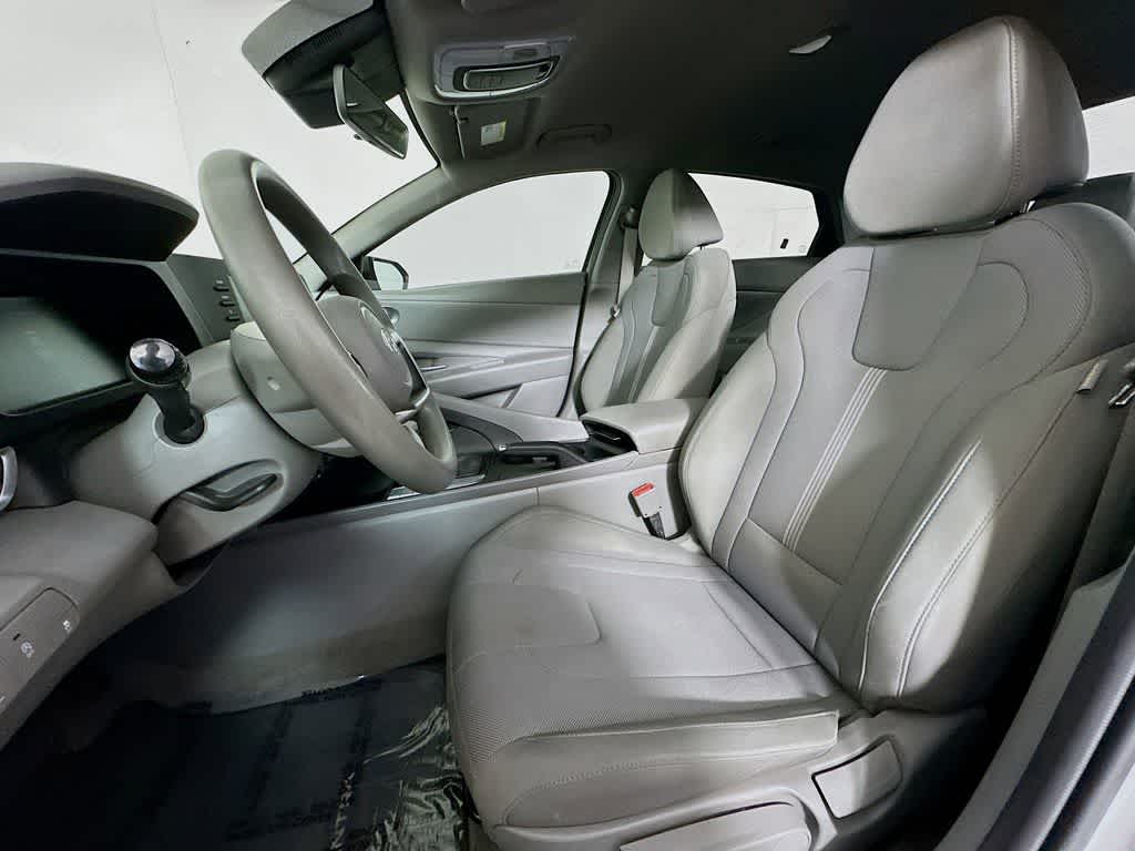 Thumbnail: 2024 Hyundai Elantra - 11