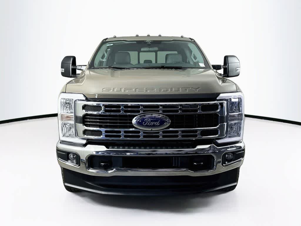 Thumbnail: 2026 Ford F-350 - 6