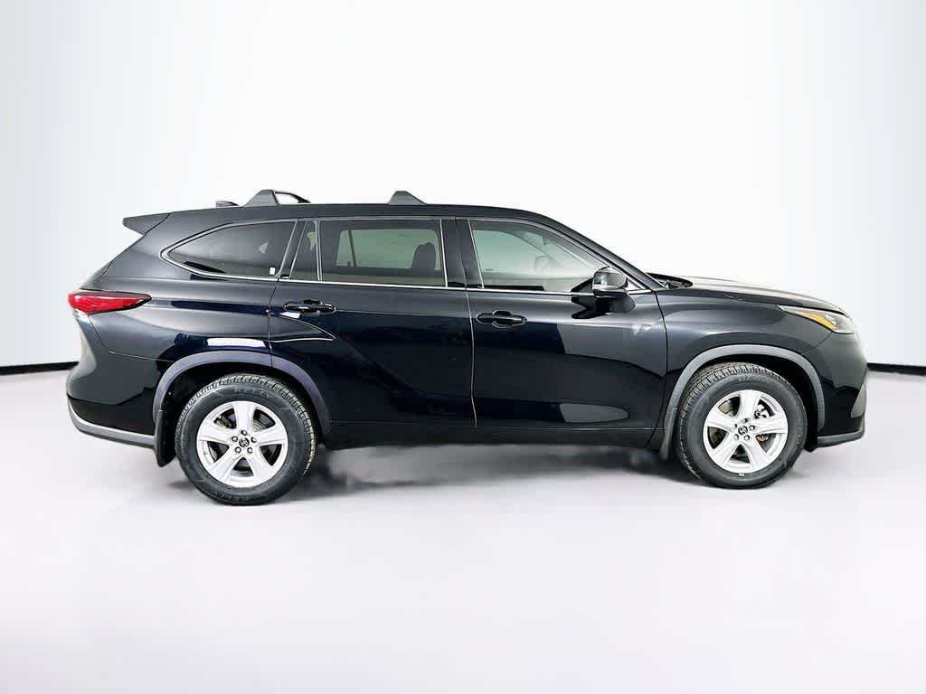 Thumbnail: 2020 Toyota Highlander - 25