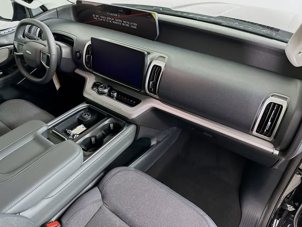 Thumbnail: 2026 Ford Expedition - 32