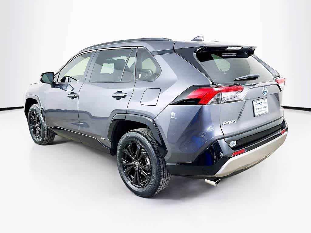Thumbnail: 2022 Toyota RAV4 - 4
