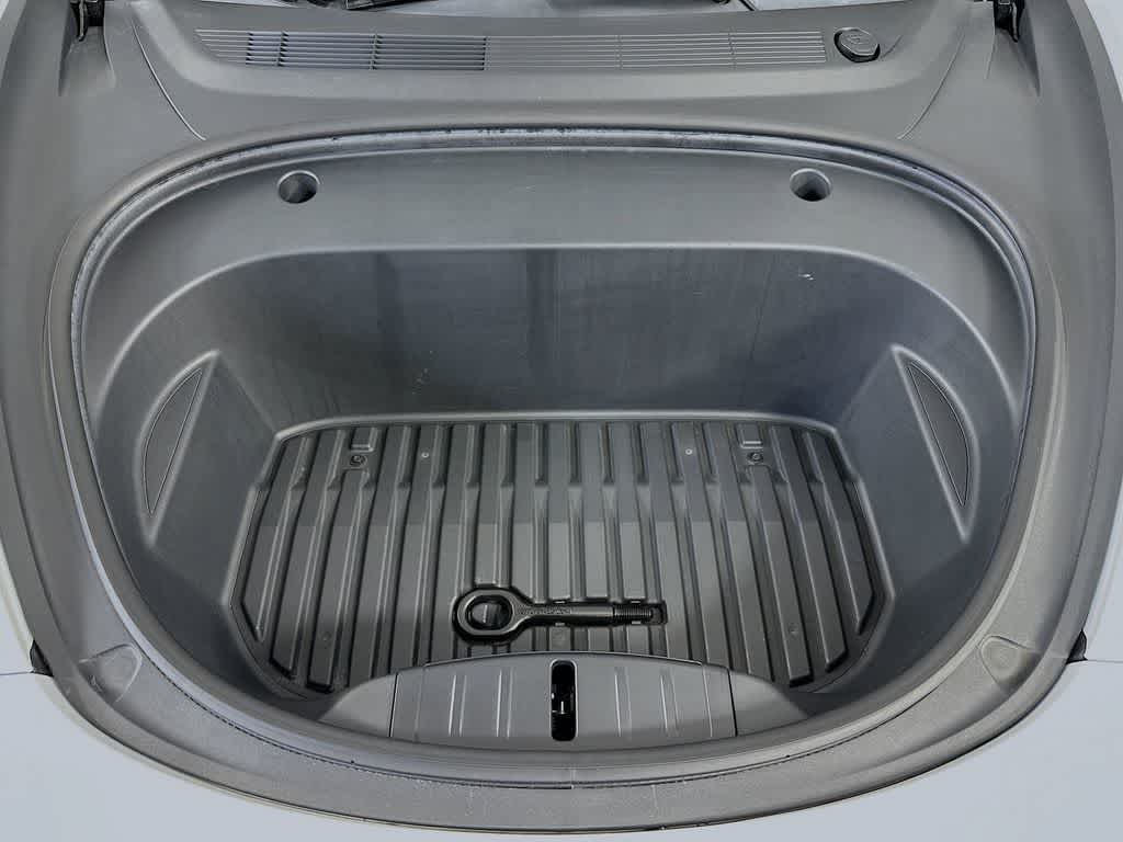 Thumbnail: 2021 Tesla Model 3 - 8