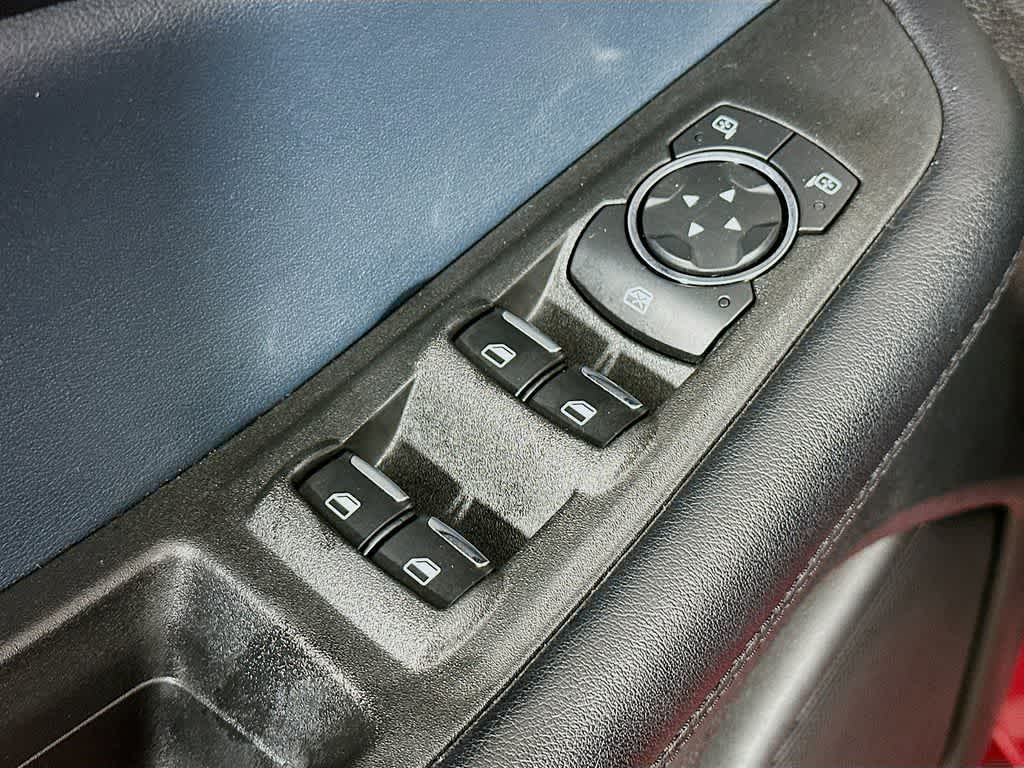 Thumbnail: 2022 Ford Edge - 28