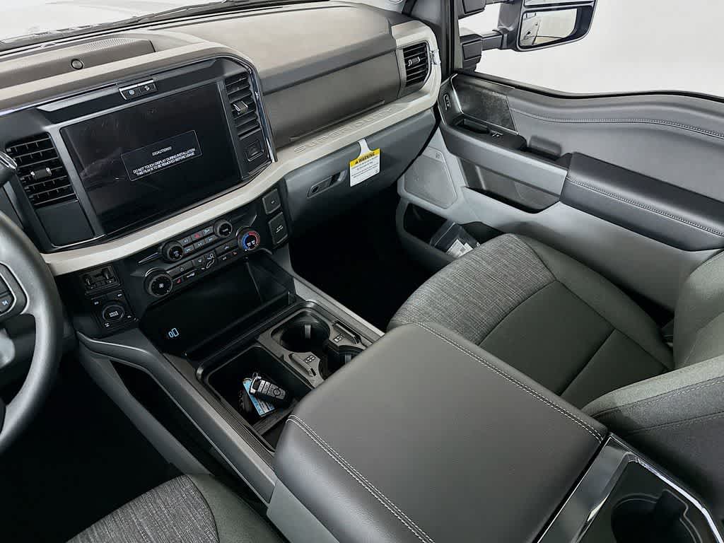 Thumbnail: 2026 Ford F-250 - 11