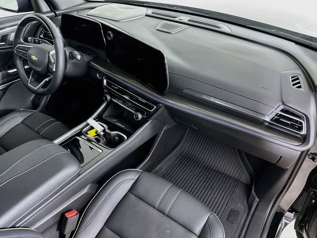 Thumbnail: 2026 Chevrolet Traverse - 35